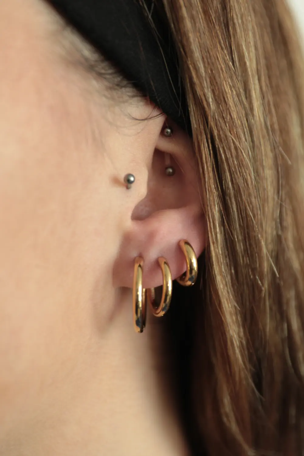 Becca Chubby Hoops Small - Image 4