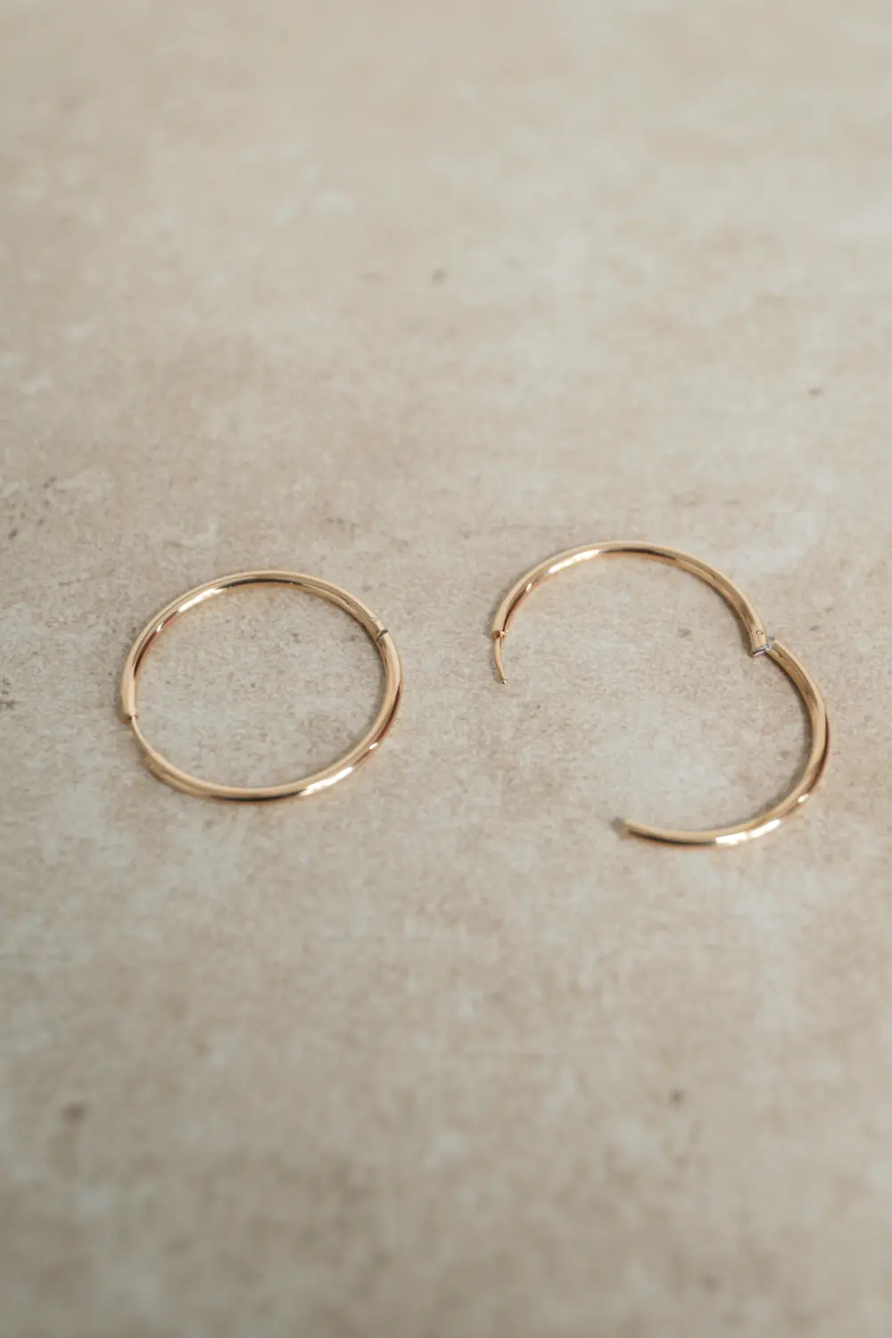 Becca Hoops Large - Image 2