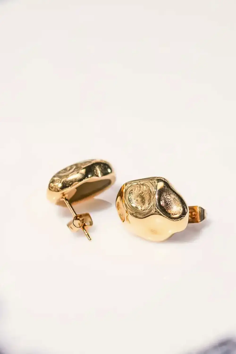 Molten Earstud - Image 4