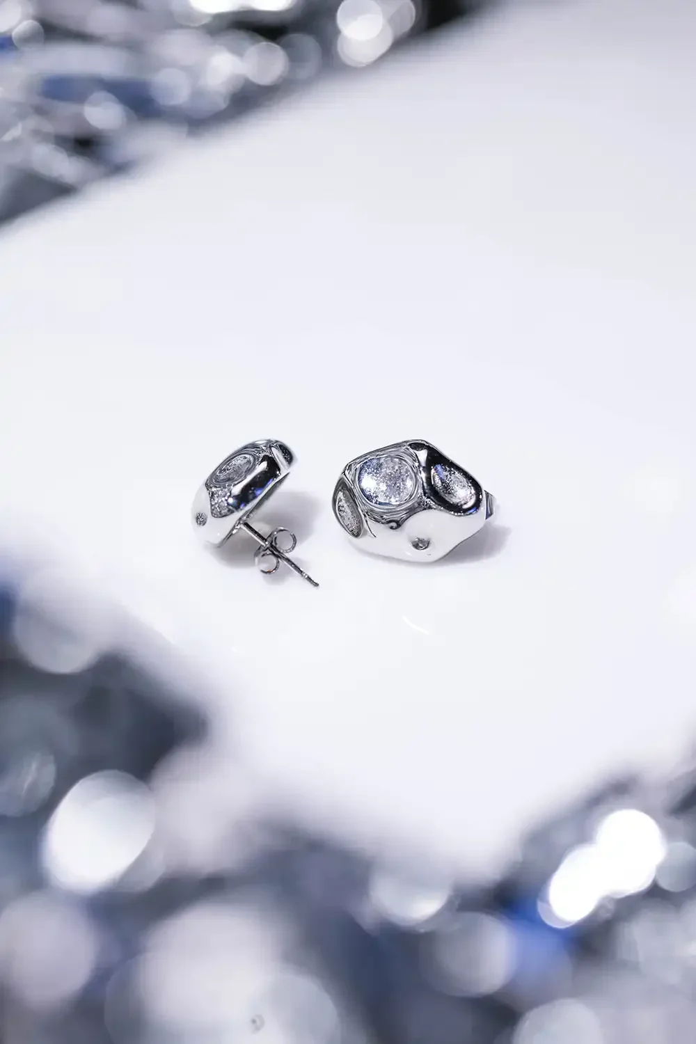 Molten Earstud - Image 7