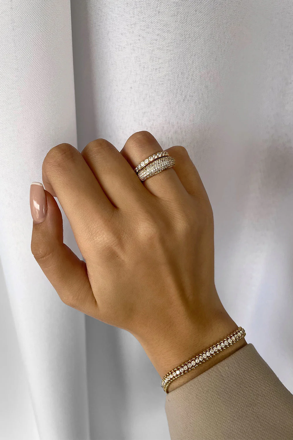 Sparkling Dot Bracelet - Image 6
